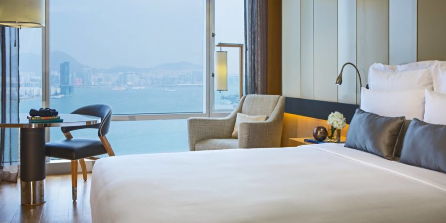 hkghv-guestroom-0117-hor-wide (photo credit Renaissance hotel)